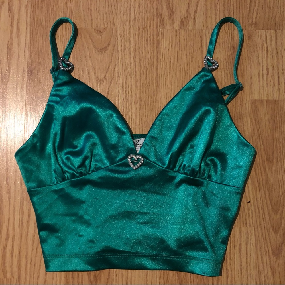 NWOT, Rue 21, Emerald Green Y2K Tank Top. Never been worn perfect condition!